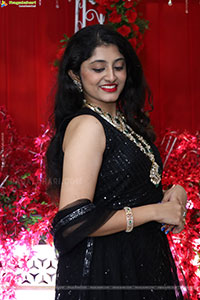 Lakshmi Priya Glam stills in Black Dress, HD Gallery
