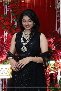 Lakshmi Priya Glam stills in Black Dress, HD Gallery
