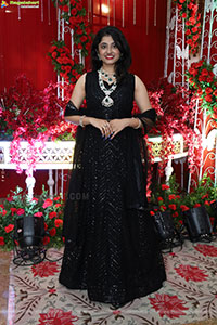 Lakshmi Priya Glam stills in Black Dress, HD Gallery