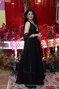 Lakshmi Priya Glam stills in Black Dress, HD Gallery
