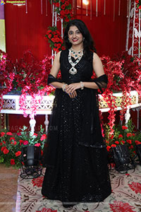 Lakshmi Priya Glam stills in Black Dress, HD Gallery