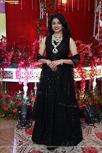 Lakshmi Priya Glam stills in Black Dress, HD Gallery