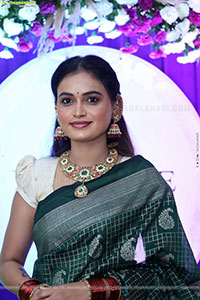 Manu Malleshwari at Hi Life Exhibition Launch Event