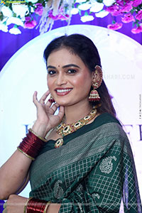 Manu Malleshwari at Hi Life Exhibition Launch Event