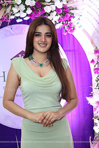 Nidhhi Agerwal at Hi Life Grand Launch Event, HD Gallery 