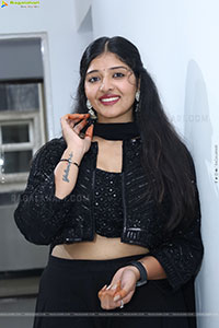 Ramya Priya Glam stills in Black Dress, HD Gallery