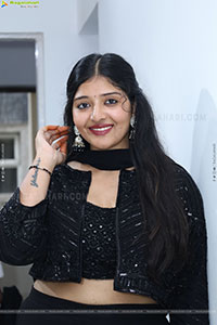 Ramya Priya Glam stills in Black Dress, HD Gallery