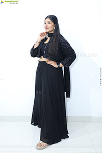Ramya Priya Glam stills in Black Dress, HD Gallery