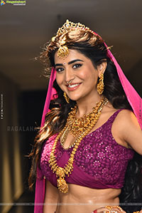 Rashi Singh at Ramba Oorvasi Menaka Teaser Launch