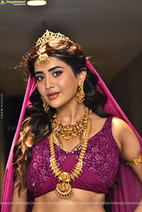 Rashi Singh at Ramba Oorvasi Menaka Teaser Launch