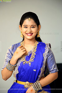 Vasavi Ganeshan at Hushar Pittalu Press Meet