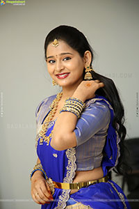 Vasavi Ganeshan at Hushar Pittalu Press Meet
