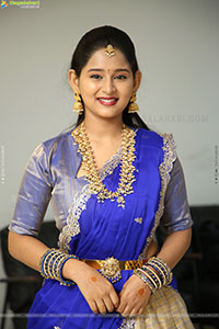 Vasavi Ganeshan at Hushar Pittalu Press Meet