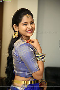 Vasavi Ganeshan at Hushar Pittalu Press Meet