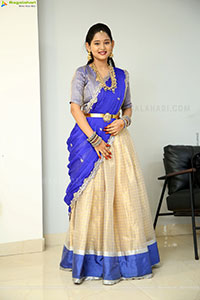 Vasavi Ganeshan at Hushar Pittalu Press Meet
