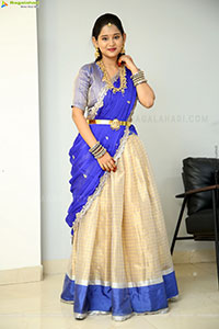 Vasavi Ganeshan at Hushar Pittalu Press Meet