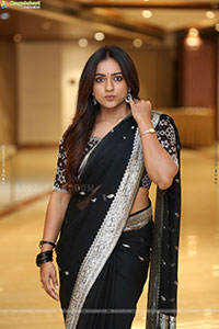 Vithika Sheru at Dharmasthala Niyojakavargam Movie Pre Relea