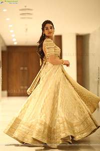 Yukti Thareja at KJQ Movie Pre Release Event