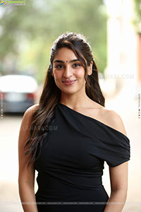 Yukti Thareja at KJQ Movie Release Press Meet, HD Gallery 