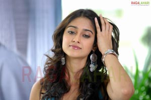 Ileana Photo Gallery