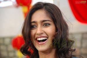 Ileana Photo Gallery