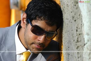 Vikram Photo Gallery from Mallanna