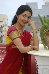 Krithika Krishnan Photo Gallery