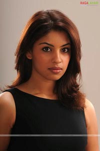 Richa Gangopadhyay Photo Gallery