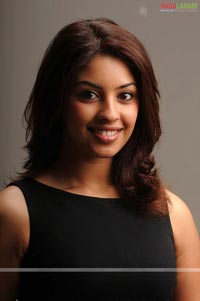 Richa Gangopadhyay Photo Gallery