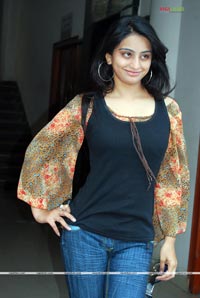 Swathi Priya Photo Gallery