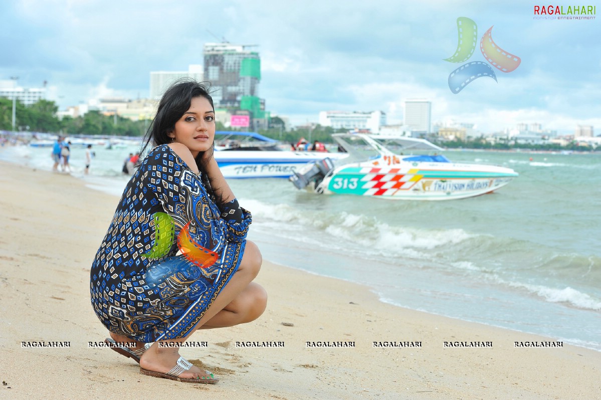 Vimala Raman (Hi-Res)