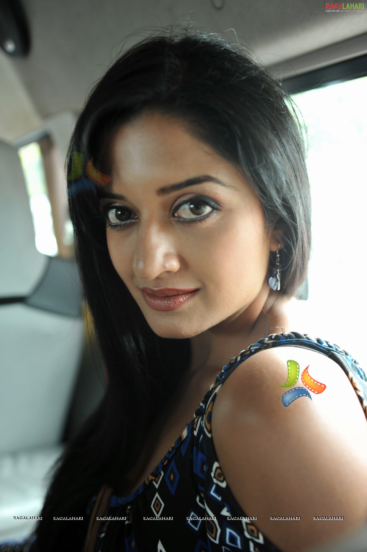 Vimala Raman (Hi-Res)