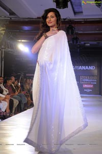 Hamsa Nandini Walks the Ramp in Transparent White Saree at Hyderabad International Fashion Week 2011 (Day 3)