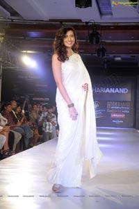 Hamsa Nandini Walks the Ramp in Transparent White Saree at Hyderabad International Fashion Week 2011 (Day 3)