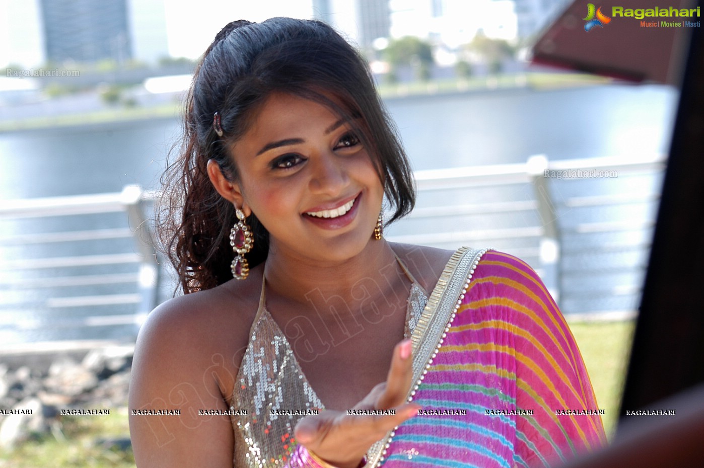 Priyamani Saree Stills from Kshetram Movie, Gallery, Images