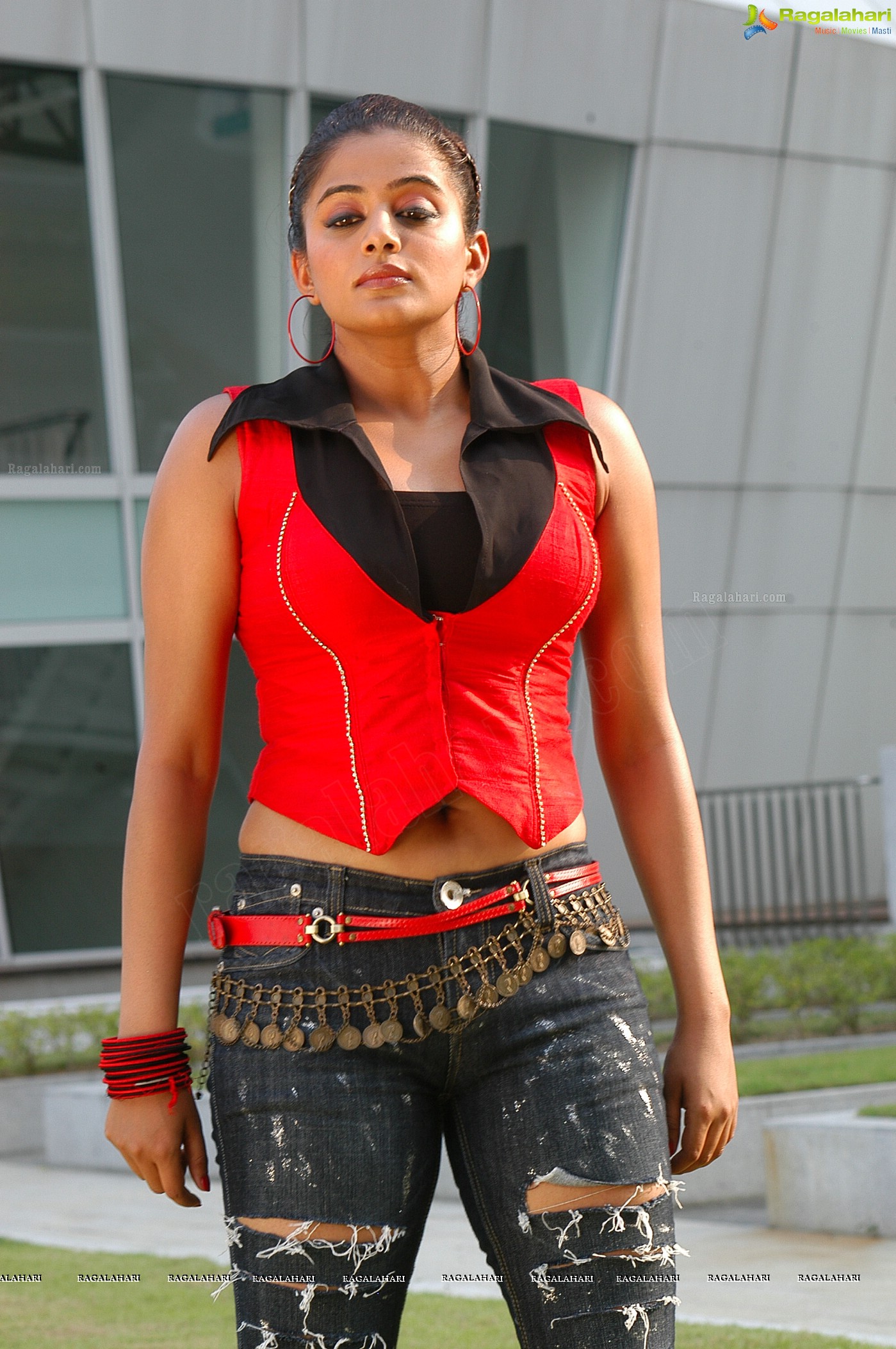 Priyamani posing in Shorts & Sleeveless T Shirt, Gallery, Images