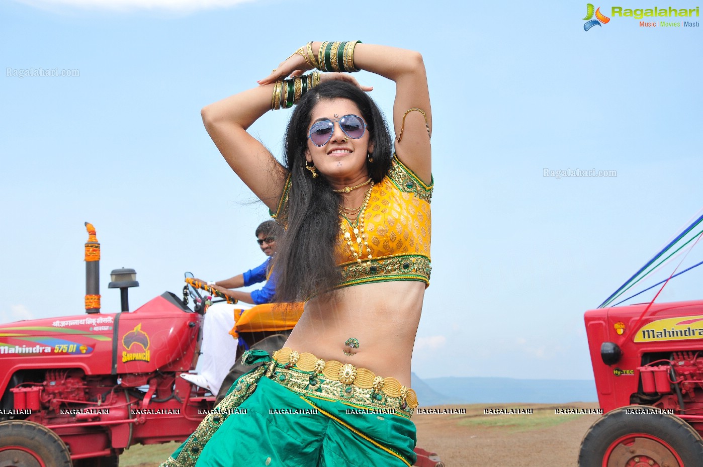 Taapsee Pannu (Posters)