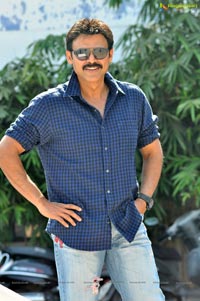 Venkatesh at Bodyguard Trailer Launch