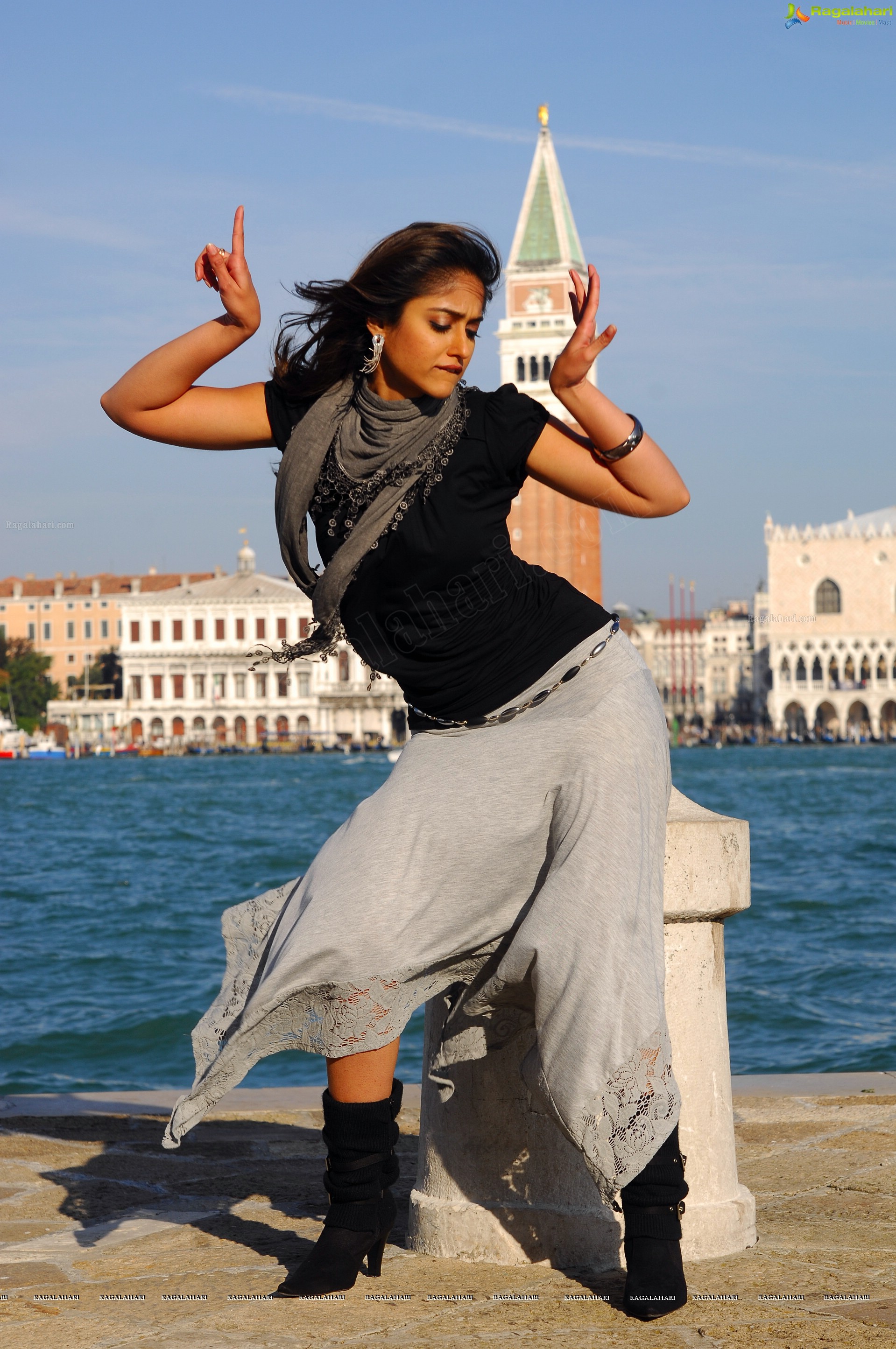 Goa Beauty Ileana in Italy -  Nenu Naa Rakshasi ( Padithinammo Song Stills )