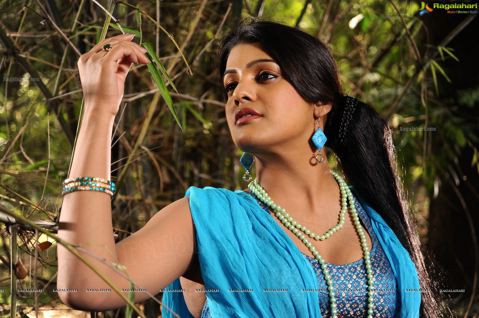 Tashu Kaushik - HD Gallery