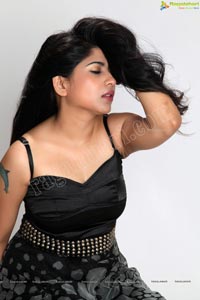 Madhulagna Das Spicy Photos