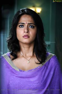 Anushka Shetty in Dhamarukam