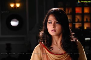 Anushka Shetty in Dhamarukam