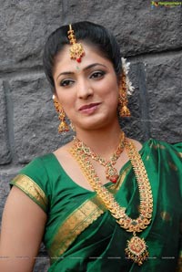 Haripriya Bridal Wear Saree