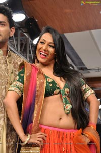 Kashmira Shah @ Blenders Pride Hyderabad 2012