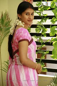 Telugu TV Actress Meena Kumari
