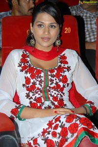 Shraddha Das in Churidhar