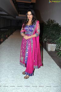 Udaya Bhanu in Pink Dress