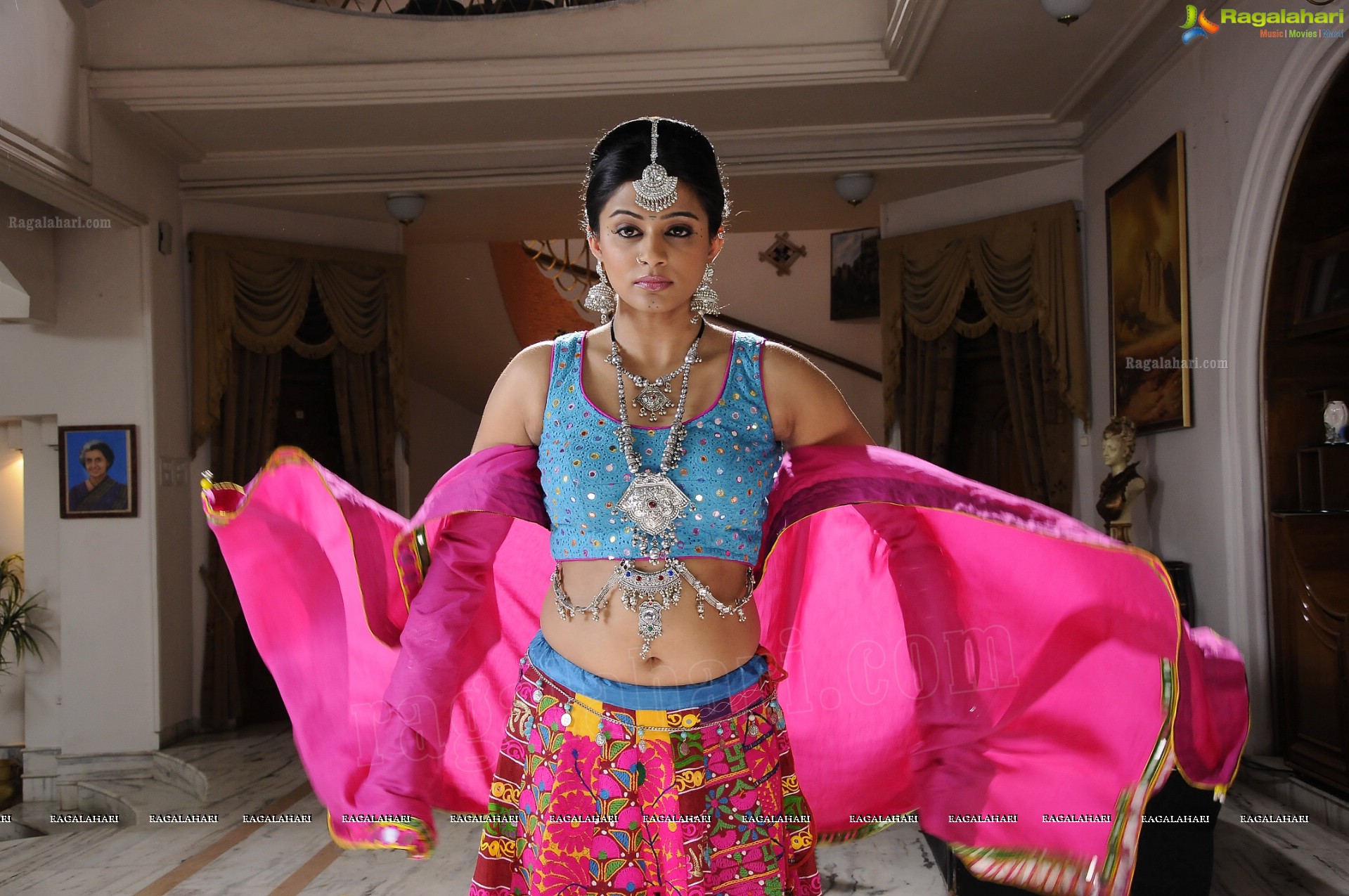 Priyamani in Chandee, Exclusive Hot Photos, HD Gallery
