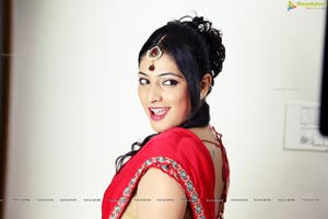 Haripriya Hot in Galaata